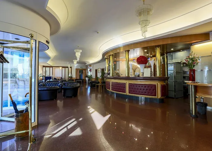 Hotel Ambassador